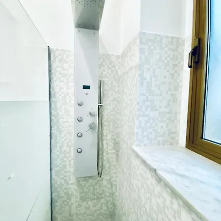Apartment Into - 27 *